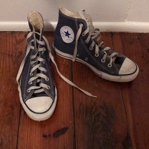 The Best Navy Converse Sneakers